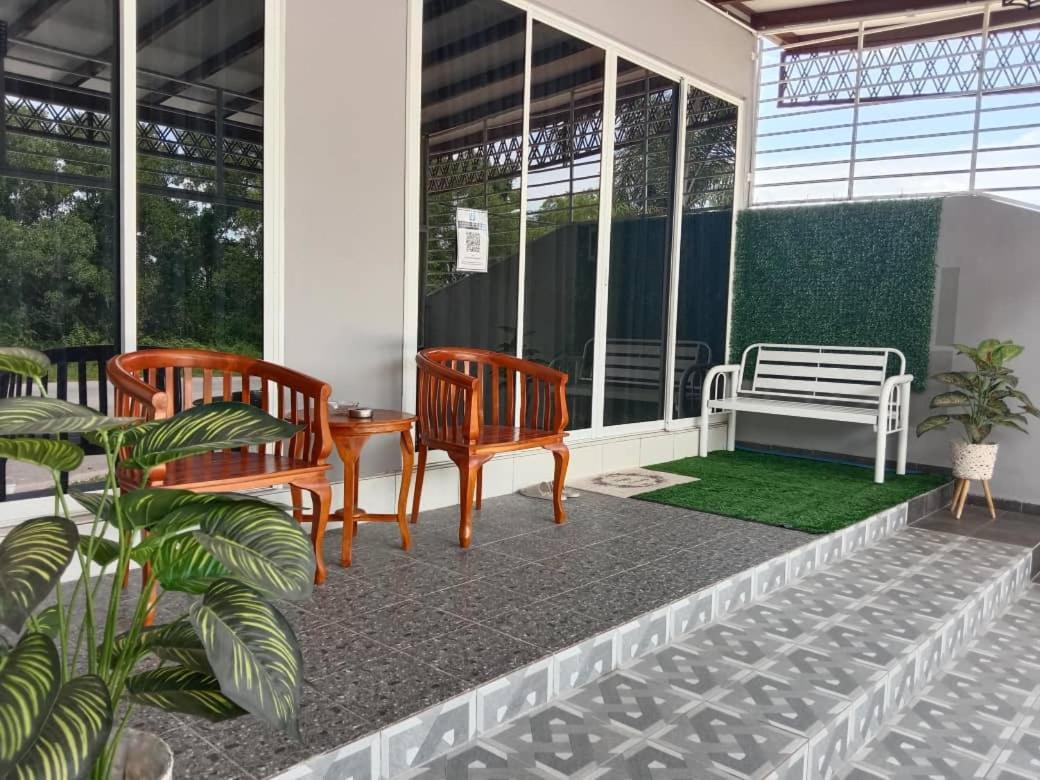 فيلا Private Pool Cassa Dinies, Wifi , Bbq,10 Pax Rantau Panjang المظهر الخارجي الصورة